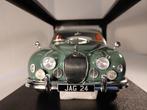 1:18 - Modelbouwdoos -Jaguar Mark 2.4 Litre Mk I 1955 green