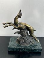 Figurine - Art deco beeld Hinde - Zamac