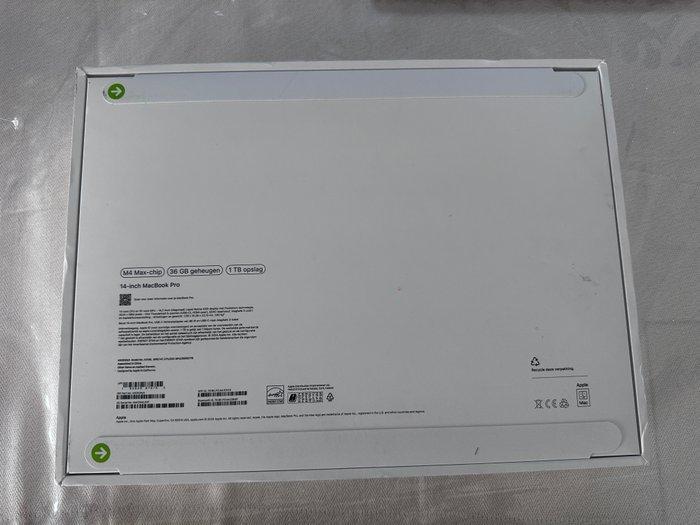 Apple 14-inch MacBook Pro (2024, M4 Max) - Laptop (1) - In, Games en Spelcomputers, Spelcomputers | Overige Accessoires