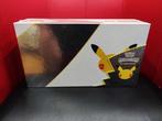 Pokémon - 1 Sealed box - Charizard, Pikachu