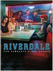 Riverdale: The Complete First Season DVD, CD & DVD, DVD | Autres DVD, Envoi