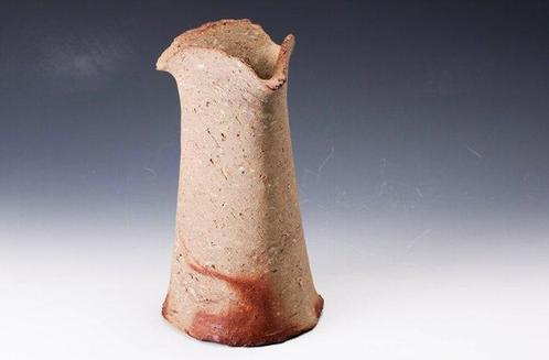 Un vase en céramique Bizen unique et beau. - Argile -, Antiek en Kunst, Antiek | Overige Antiek