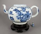 LARGEST TEAPOT 27,0 CM - Kangxi (1662-1722) - Theepot - 100, Antiek en Kunst