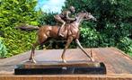Sculpture, jockey te paard - 22 cm - marbre de bronzage, Antiek en Kunst