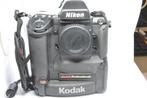 Kodak DCS 760/  Nikon F5 + Nikon 28-80mm 3.3 + B/W  KR 010