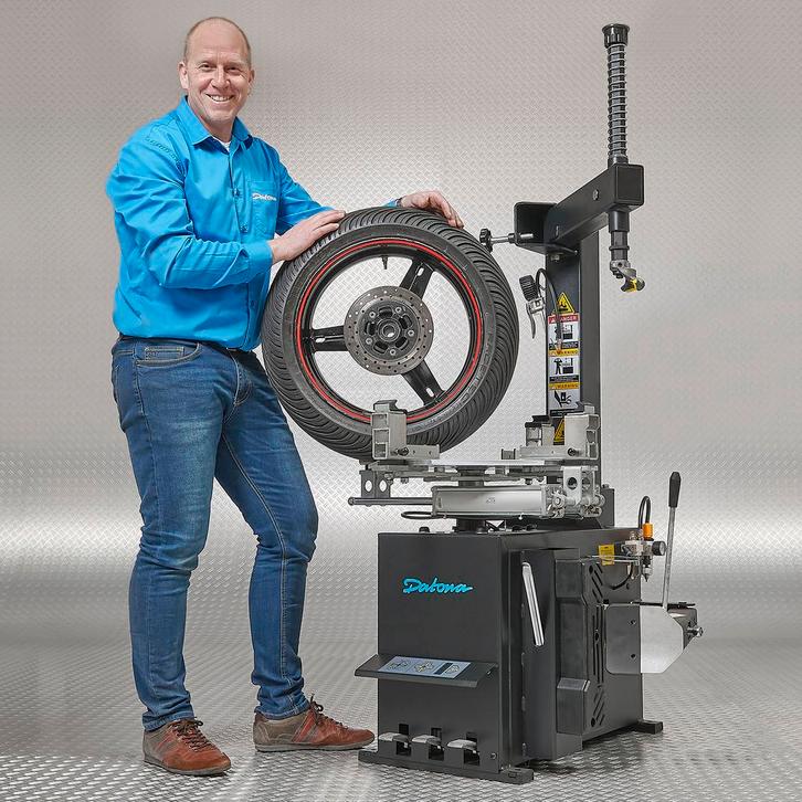 Datona Autobanden demonteer apparaat t/m 26 - Datona, Auto diversen, Autogereedschap, Ophalen of Verzenden