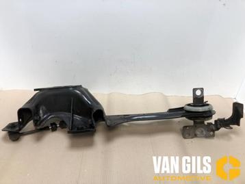 Fusee houder rechts-achter Volvo V60 O262836 beschikbaar voor biedingen