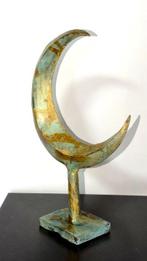 Derme Abdoulaye - sculptuur, Lune Doré - 33 cm - Brons