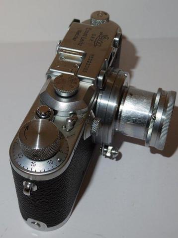 Leica III - rare red curtains - 1937 - with Summar 2/5cm