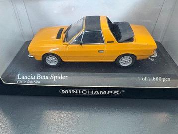 Minichamps 1:43 - Modelauto (2) - Lancia Beta Spider en Fiat beschikbaar voor biedingen