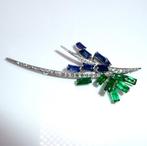 Broche - 18 karaat Witgoud - 6.50ct. tw. Smaragd - Saffier -, Handtassen en Accessoires, Antieke sieraden