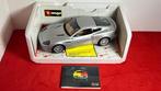 Bburago 1:18 - Modelauto - Aston Martin V12 Vanquish -