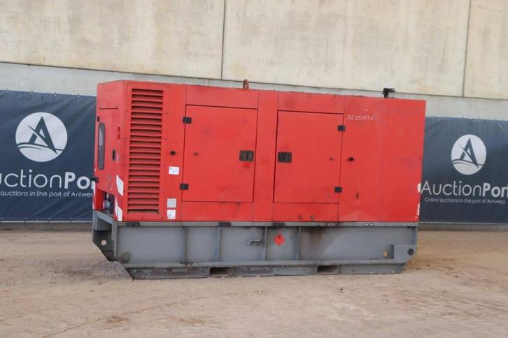 Veiling: Generator Doosan G160 Diesel 160kVA 2011, Zakelijke goederen, Machines en Bouw | Aggregaten, Ophalen