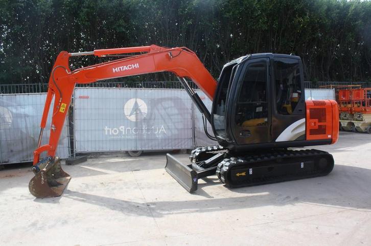 Veiling: Rupsgraafmachine Hitachi ZX60 Diesel 40.5kW 2013, Zakelijke goederen, Machines en Bouw | Kranen en Graafmachines, Ophalen