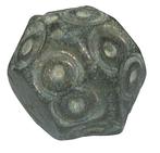 Poids en Bronze Byzantin orné de motifs polyédriques,, Antiek en Kunst