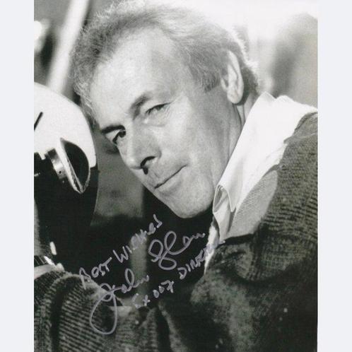 James Bond 007: The Living Daylights - Signed by John Glen, Verzamelen, Film en Tv