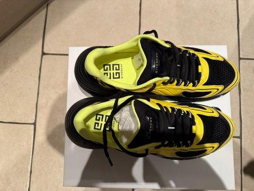 Givenchy - TK-MX runners - Low-top sneakers - Maat: EU 44 -, Kleding | Heren, Schoenen