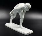 Figurine - Bowler Herend figurine sculpture - bowling, sport