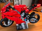 Lego - Technic - 42202 - Ducati Panigale V4S - 2020+