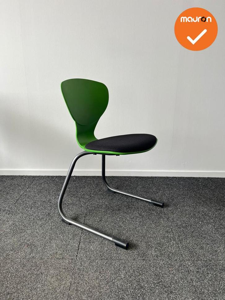 Eromes Marko - Vlinderstoel - slede - groene stoel met zwart, Zakelijke goederen, Kantoor en Winkelinrichting | Kantoormeubilair en Inrichting