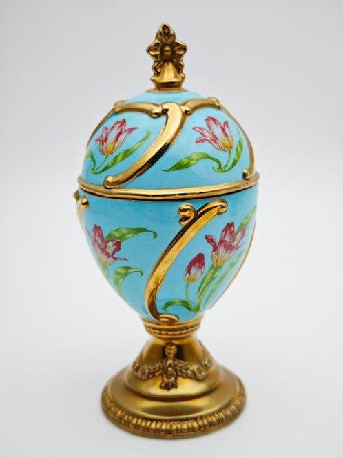Œuf Fabergé - 2 œufs de la maison Fabergé - Porcelaine, Antiek en Kunst, Curiosa en Brocante