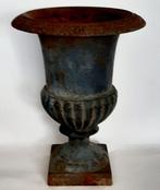 Vaas - Gietijzer - Gietijzeren Louvre vaas