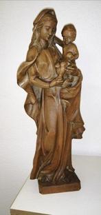 Figurine en bois - Madone avec lEnfant Jésus - sculptée à