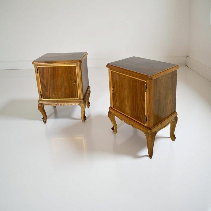 Nachtkastje (2) - Walnoot, Hout, Mahonie, Huis en Inrichting, Overige Huis en Inrichting