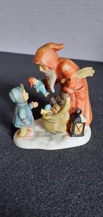 Goebel - Beeldje - Unieke set van 9 miniatuur Hummeltjes (9)