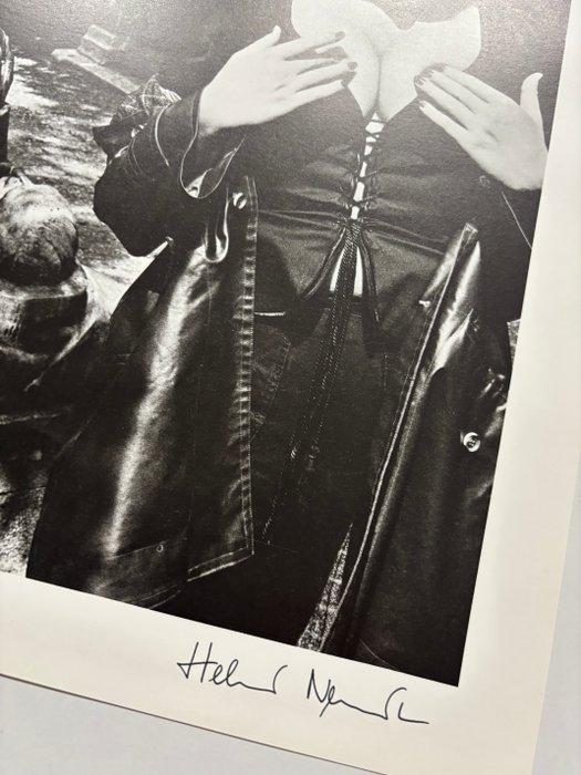 Helmut Newton (1920–2004) - Pere-Lachaise, Tomb of Talma, Antiek en Kunst, Kunst | Designobjecten