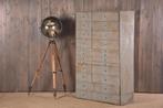 Groot industrieel dressoir grijs | Vintage ladekast