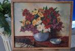 Jan Kelderman (1914-1990) - Bloemstilleven op gedekte tafel