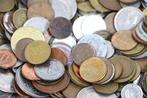 Wereld. Grote Partij Munten / Uitzoekpartij (Lot of 5 Kilo), Postzegels en Munten