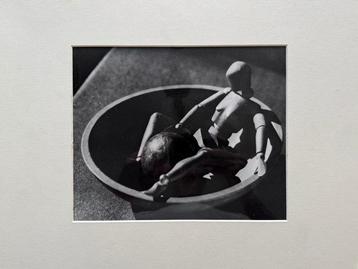 Man Ray (1890-1976) - Lay figure in a bowl, 1926