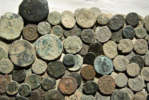 Empire romain Lot of 150 Roman Imperial bronze coins. The, Postzegels en Munten, Munten | Europa | Niet-Euromunten