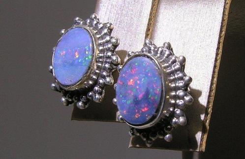 Opale Boucles doreilles - Hauteur : 13 mm - Largeur : 11, Verzamelen, Mineralen en Fossielen