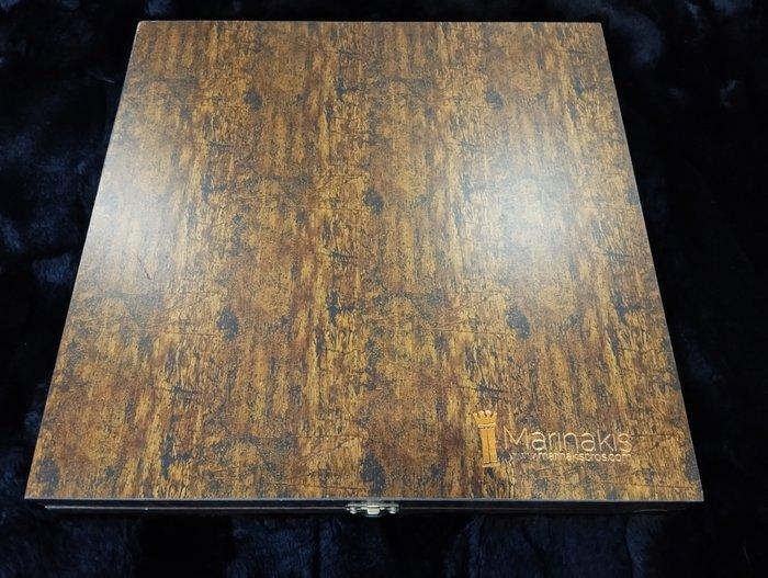 Bordspel - Marinakis Bros. Chess Set - Hout, Antiquités & Art, Antiquités | Jouets