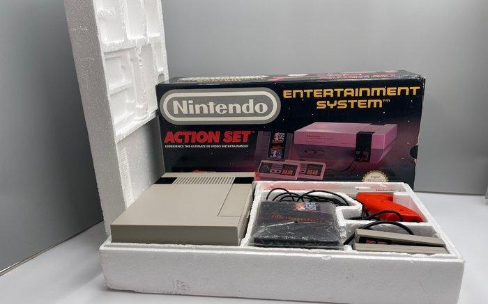 Nintendo - Nes - Action Set - Spelcomputer - In originele, Games en Spelcomputers, Spelcomputers | Overige Accessoires