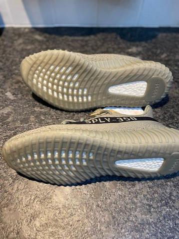 Yeezy X Adidas - Sneakers - Taille : EU 45 beschikbaar voor biedingen