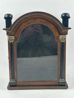 Vitrine - Acajou, Bronze, Verre - Une armoire de bijoutier -