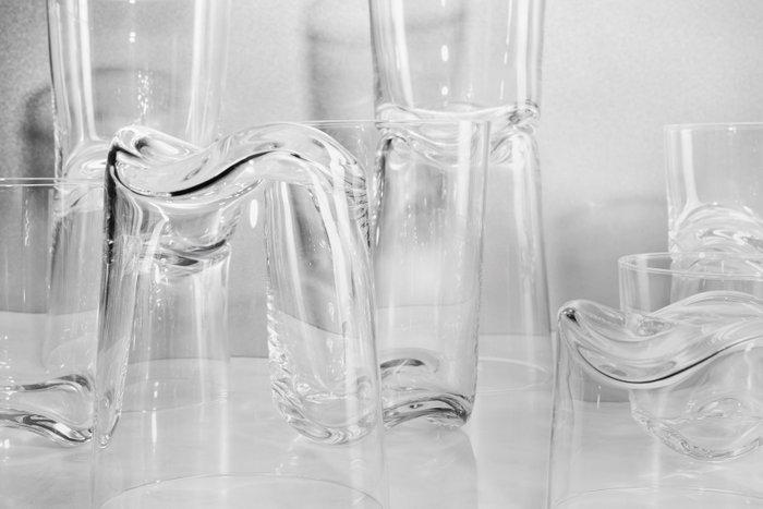 WAVE Glass Collection - two side stackable - Maarten Baptist, Antiek en Kunst, Antiek | Meubels | Tafels