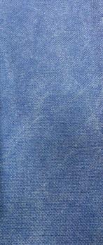 Prestigieus, stevige maar zachte stof met een intense blauwe