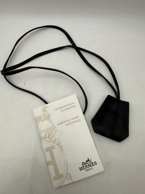 Hermès - Kelly - Sans Prix de Réserve - KE1.210 - Femme -, Handtassen en Accessoires, Horloges | Heren