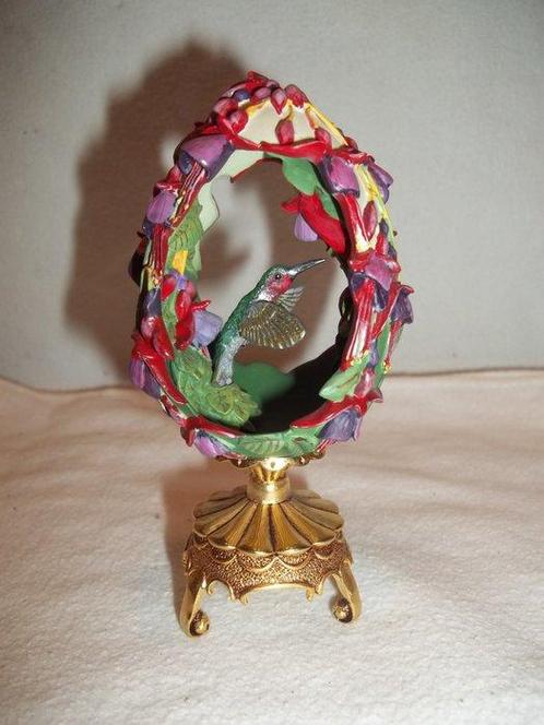 House of Fabergé Bird in The Garden Egg - Handpainted, Antiquités & Art, Curiosités & Brocante