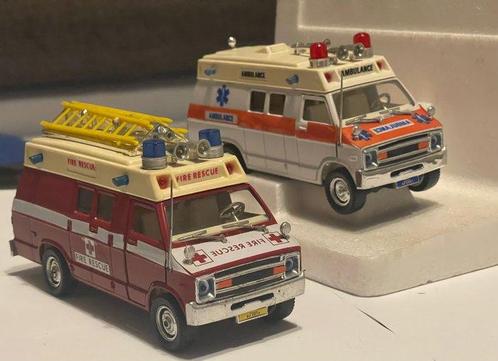 Politoys - 1:24 - Dodge Van Ambulanza, Rescue Fire -, Hobby en Vrije tijd, Modelauto's | 1:5 tot 1:12
