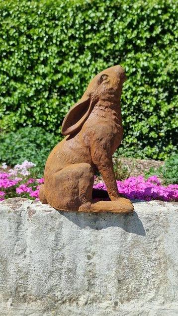 Beeldje - Hare - IJzer
