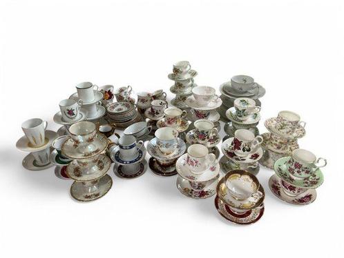 Service à thé (134) - Porcelaine - Porcelaine vintage, Antiek en Kunst, Antiek | Meubels | Tafels