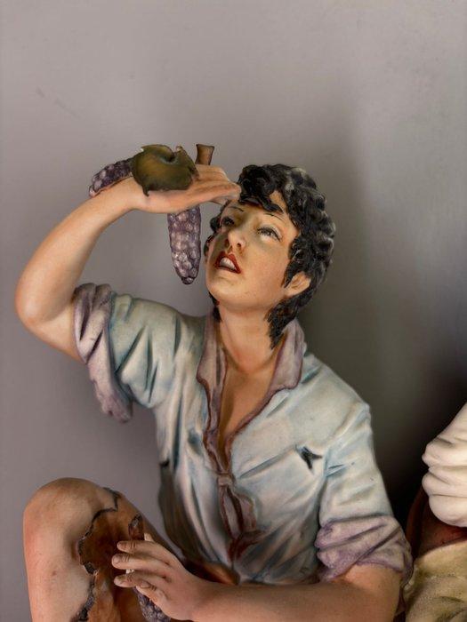 Capodimonte - Beeldje - Rural couple with fruit - Keramiek, Antiek en Kunst, Antiek | Glaswerk en Kristal