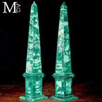 Paire extraordinaire dobélisques en malachite - le minéral, Verzamelen, Mineralen en Fossielen