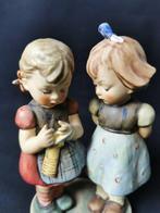 TMK6 Goebel Hummel W Germany Hummel 256, Knitting lessons